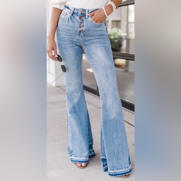 Umorger Denim - Umorger Blue High Waist Buttoned Distressed Flared Jeans